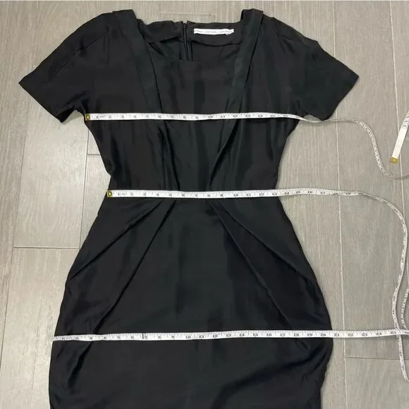& Other Stories Black 100% Silk Hourglass Pinup Goth Midi Dress Pockets 36 S 4 - Picture 15 of 16